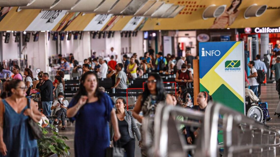 Turismo é o setor com resultados mais positivos do governo Lula, aponta AtlasIntel/Bloomberg