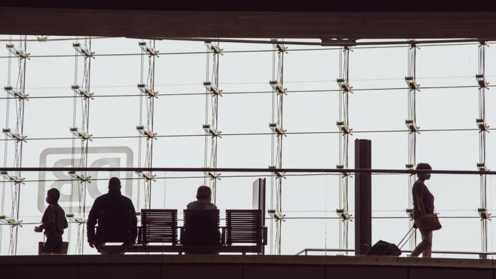 Brasileiros buscam equilíbrio mental e valorizam férias