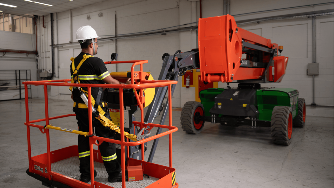 Plataformas elevatórias são opção para trabalho em altura