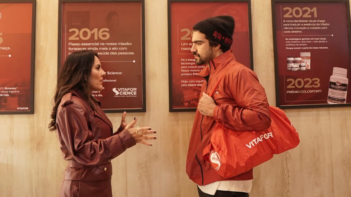 Vitafor firma parceria com Caio Castro e celebra 20 anos