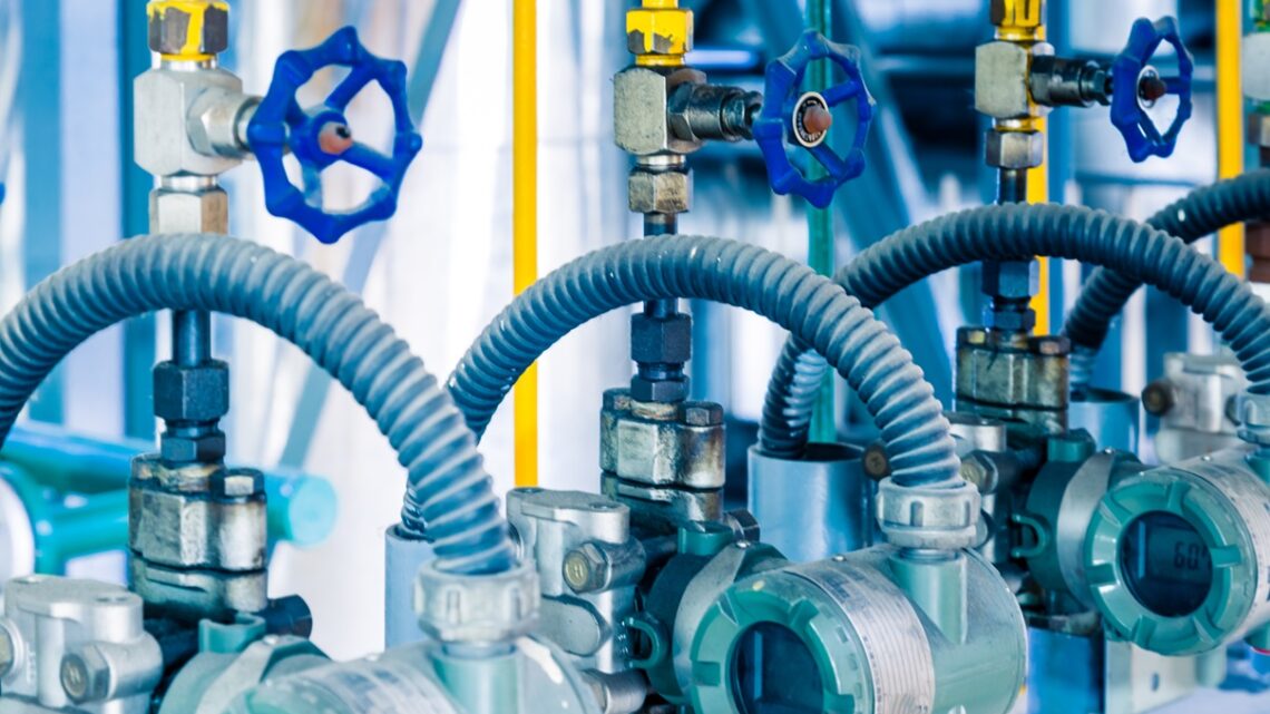 Mangueiras para água e ar reforçam eficiência industrial