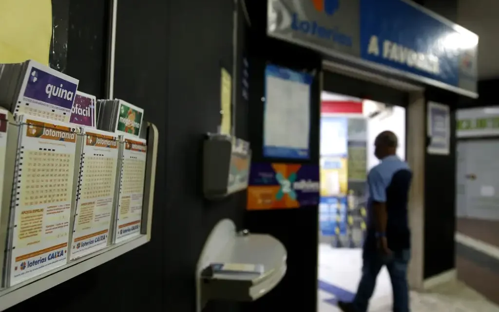 Apostar na Mega-Sena e na Quina fica mais caro