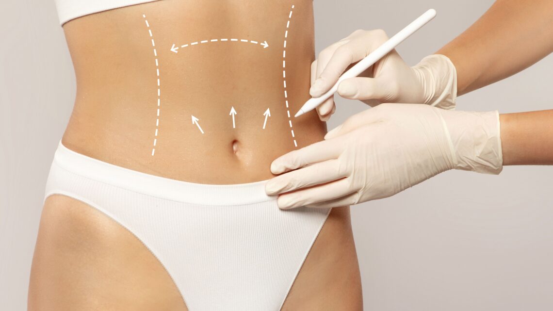 Cirurgia plástica corporal e de rejuvenescimento é tendência