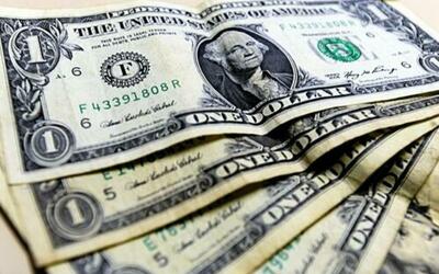 Dólar fecha em alta de 0,66% e volta a R$ 5,43