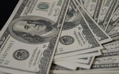 Dólar fecha em alta pela segunda vez seguida