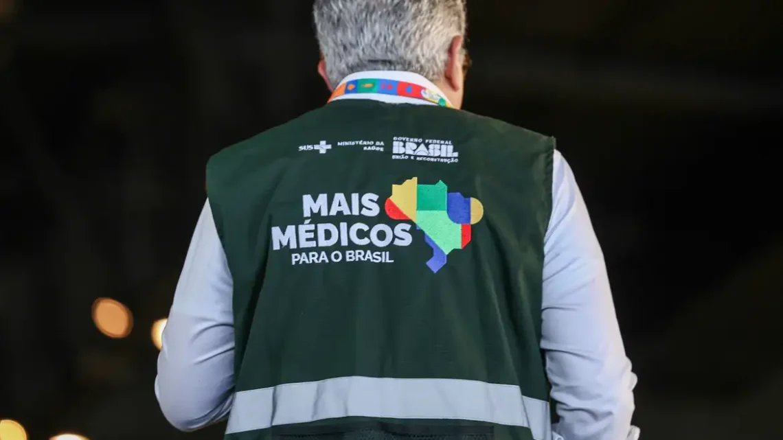 Mais Médicos: 987 municípios recebem reforço de novos profissionais