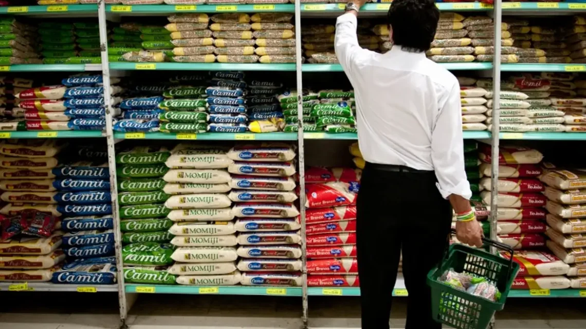 Mercado reduz previsão de inflação para 2025, mas índice segue acima do teto da meta