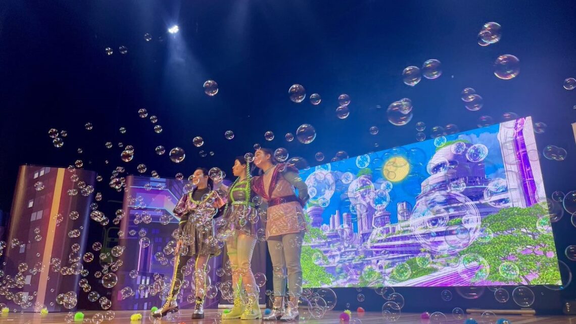 Sumaré recebe apresentações gratuitas do espetáculo “Superatividade – A Era de Inteligência Artificial”