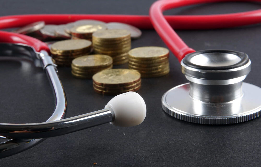 Especialista apresenta dados financeiros para clínicas