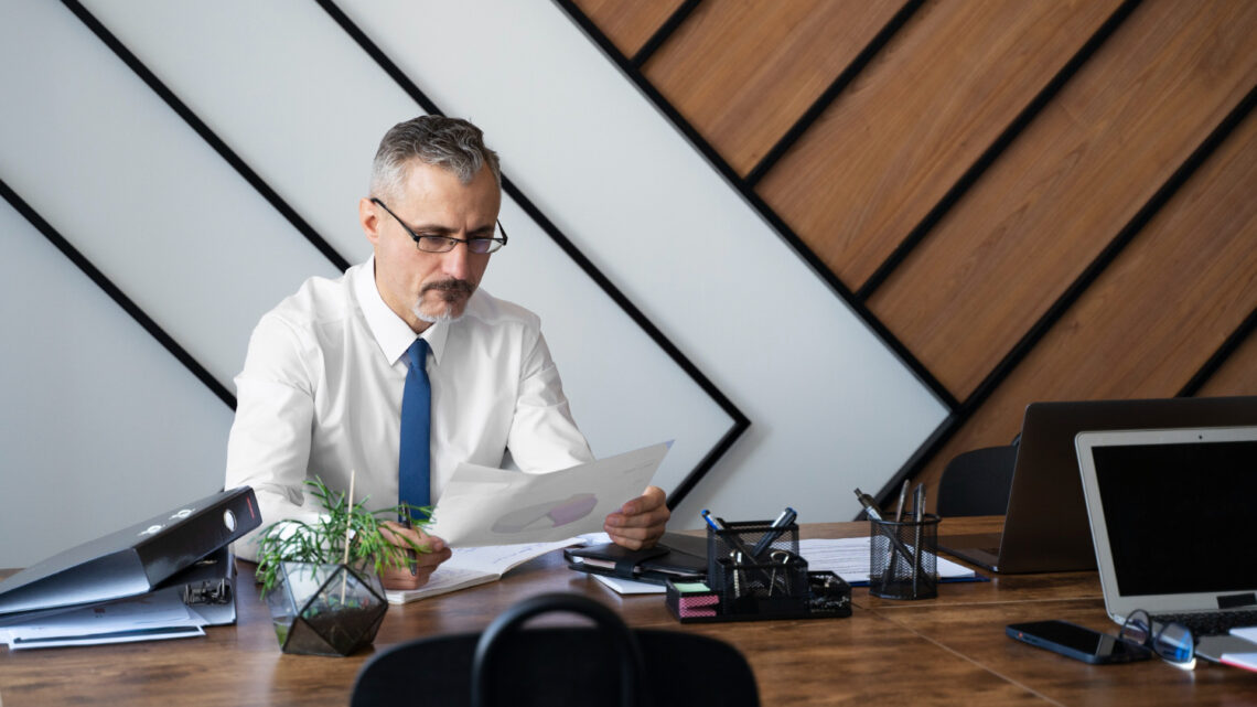 Contador atua como linha de defesa no compliance empresarial