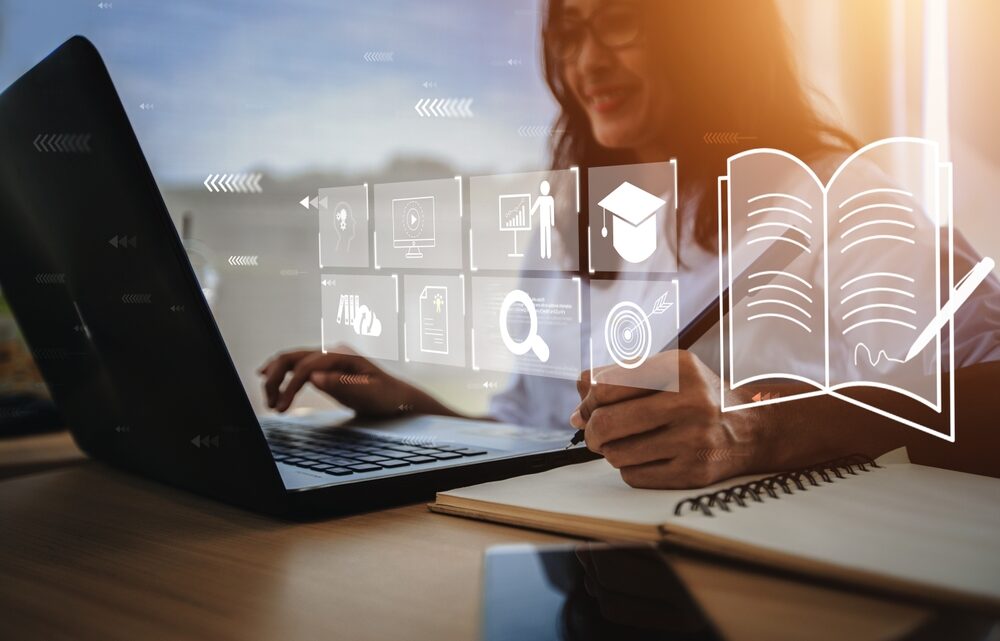 Graduados ganham até 148% a mais do que aqueles que têm somente o ensino médio