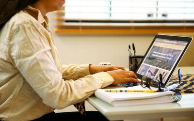 Brasileiros têm dificuldade para localizar e entender normas que devem cumprir, aponta pesquisa