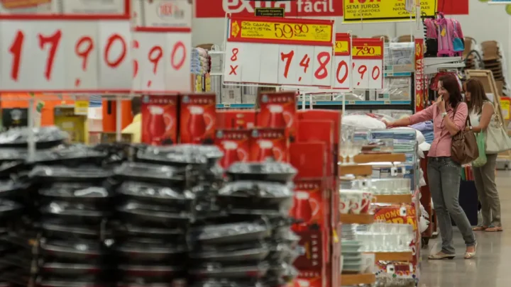 IPC-S recua 0,20% no início de setembro e reforça desaceleração gradual da inflação