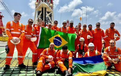 Waldez ressalta potencial petrolífero do Amapá em visita ao navio-sonda da Petrobras