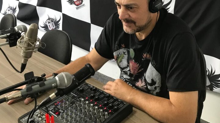 Bandas independentes lutam por espaço e audiência no Brasil