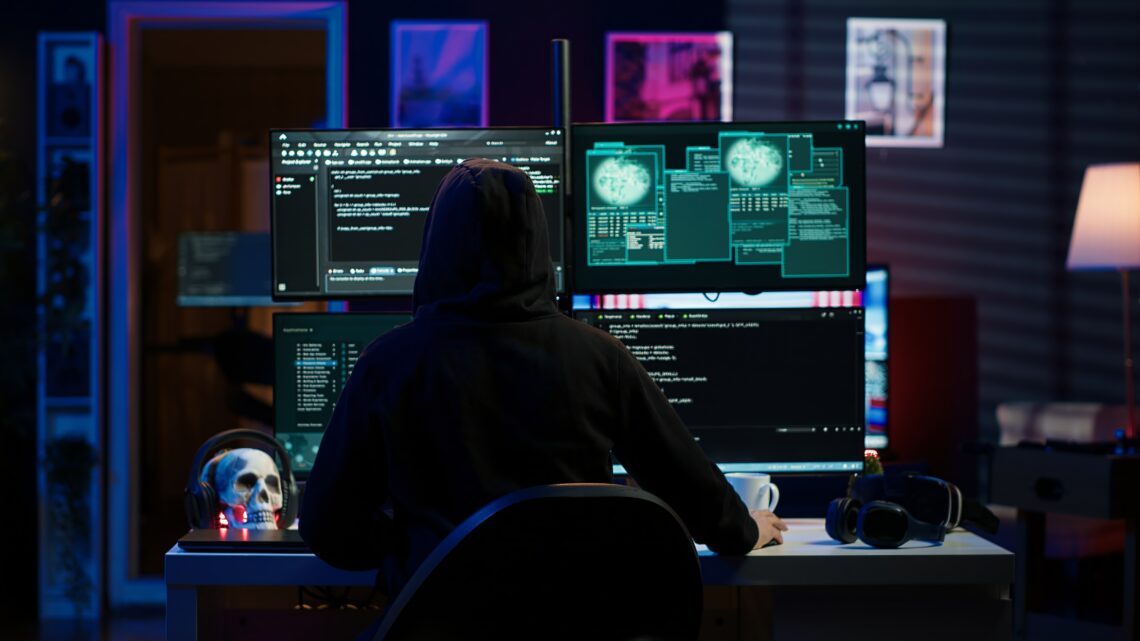 Receita Federal alerta: golpistas usam chamadas de vídeo e citam operações para enganar vítimas