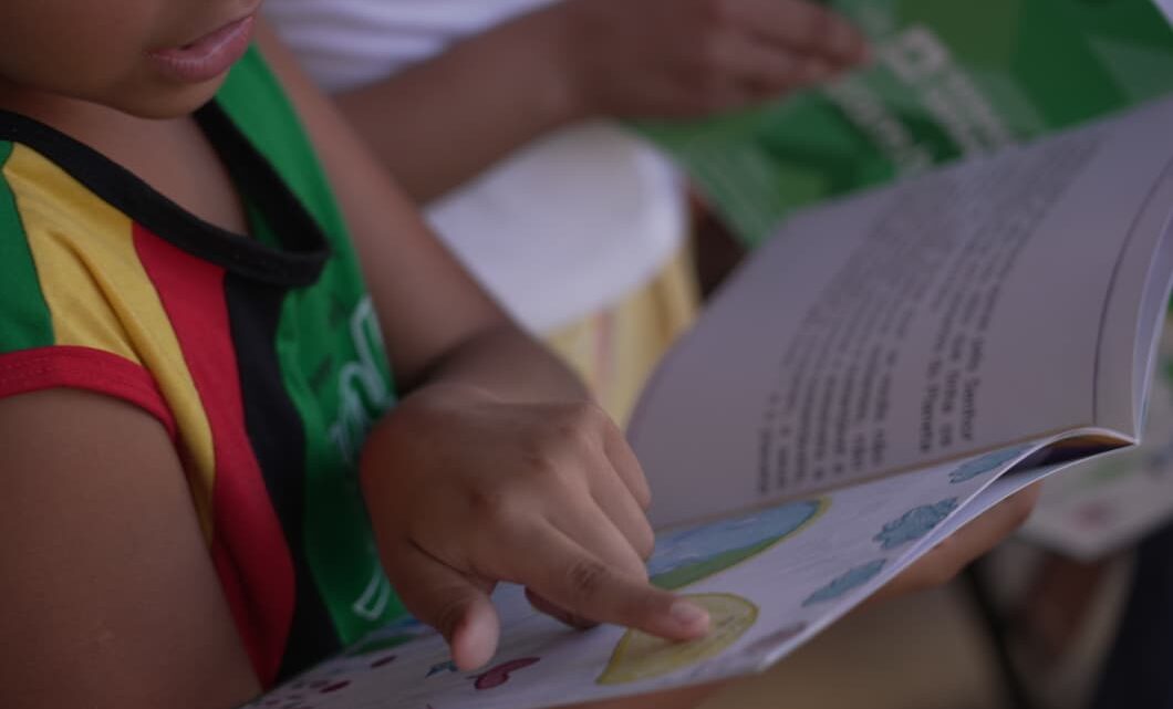 Mil estudantes de Três Marias participam de projeto literário