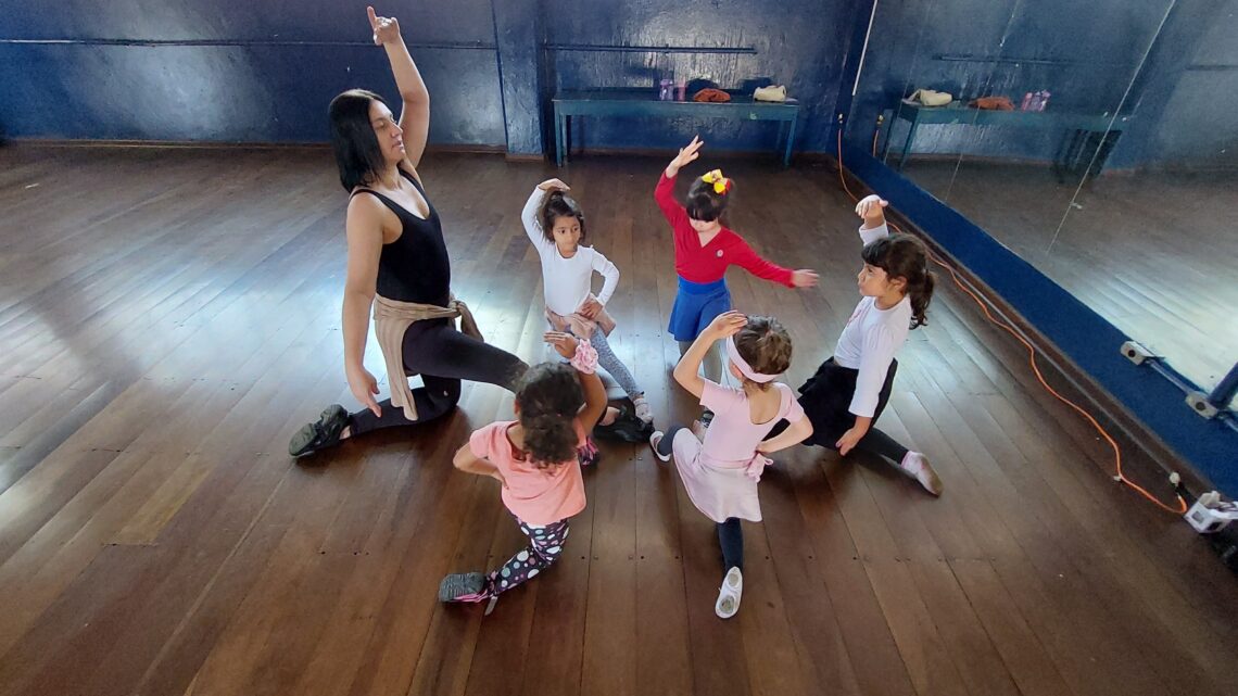 CCL de Americana terá aulas gratuitas de ballet com inscrições abertas