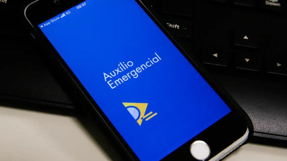 Mais de 177 mil famílias terão que devolver Auxílio Emergencial recebido indevidamente