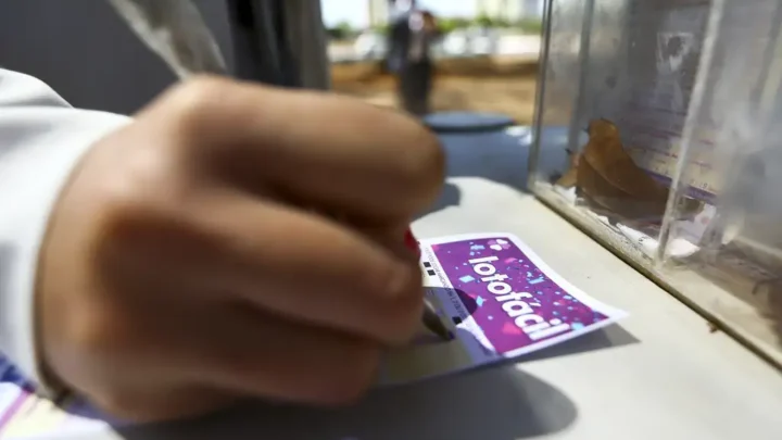 Saiba o resultado da Lotofácil hoje (02/10): números do concurso 3502