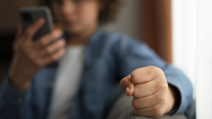 Demissões e redes sociais ameaçam imagem das empresas