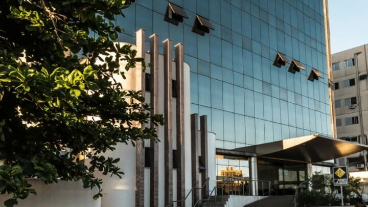 Hospitais de câncer superam crises com solidariedade