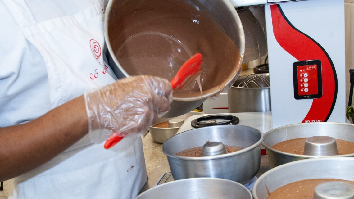 Fábrica de Bolo Vó Alzira lança linha de Bolos Cuca