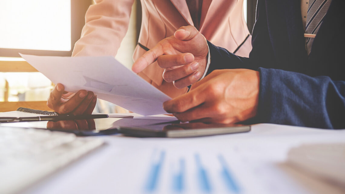 Aquisição de consórcio demanda atenção com contratos