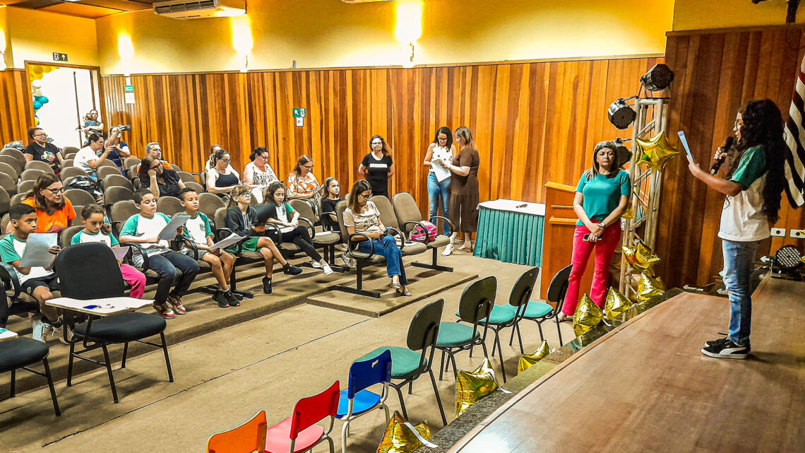 Plenária Estudantil para o Plano Municipal de Educação acontece nesta quinta-feira em Santa Bárbara d’Oeste