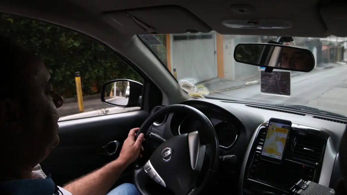 Motoristas de aplicativos criticam a proposta de regulamentação feita pelo governo