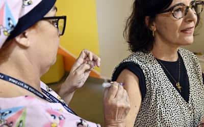 VITÓRIA (ES): Vacina contra gripe disponível nas unidades de saúde da capital protege contra H1N1, H3N2 e tipo B