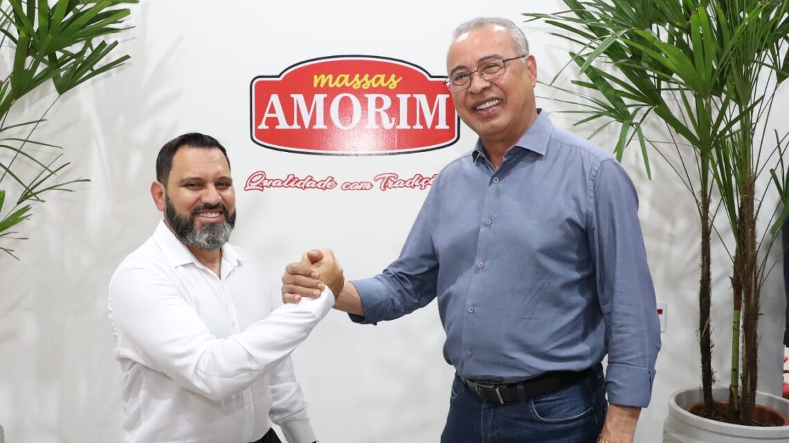 Zezé participa de inauguração de uma nova fábrica de massas em Hortolândia