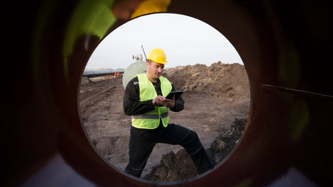 Manutenção regular evita falhas na operação da fossa séptica