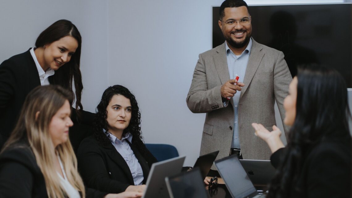 Médicos brasileiros podem validar o diploma na Europa