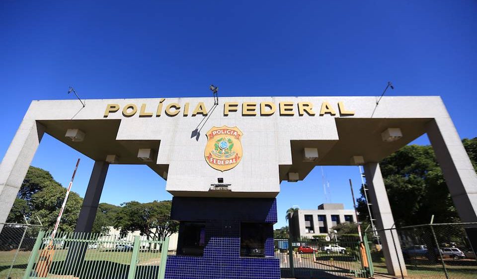STF inicia julgamento sobre prisão preventiva de Bolsonaro
