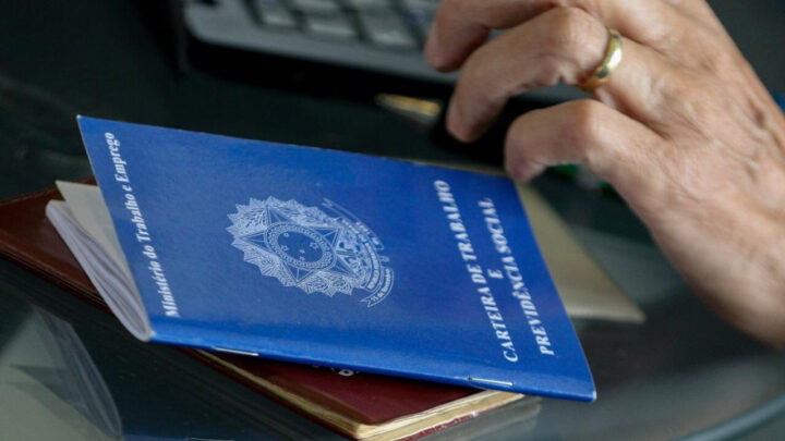 Fim de ano: PAT e Trampolim oferecem 2,4 mil vagas temporárias em todo o estado de SP