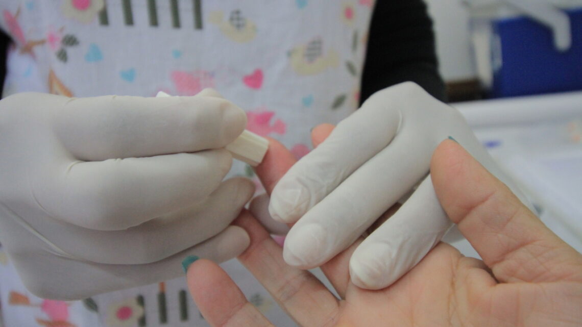 Hortolândia promove campanha Dezembro Vermelho de prevenção ao HIV  