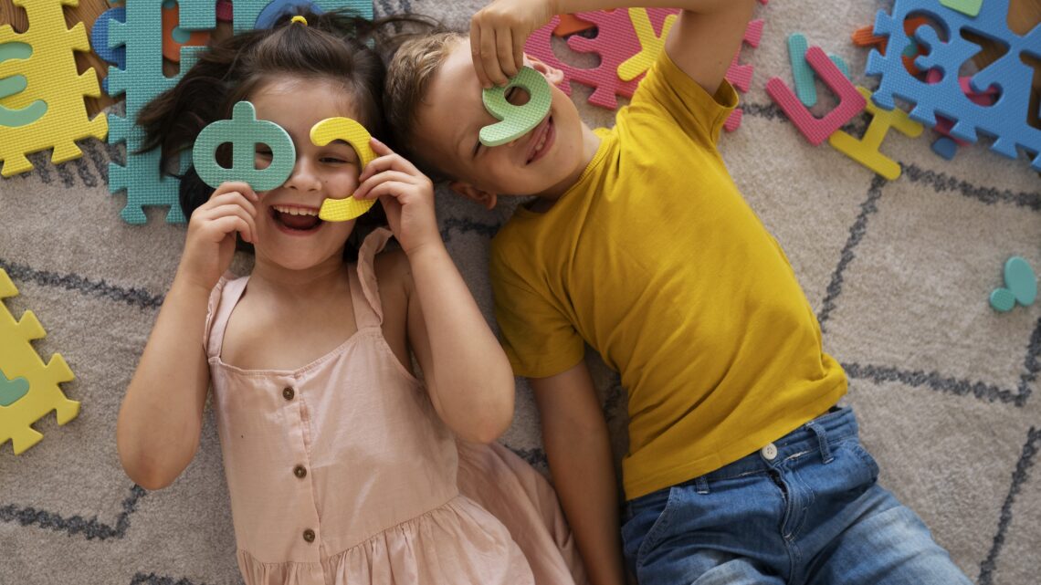 Mitos e verdades sobre o Autismo: Estudos sugerem que a cada 83 pessoas, 1 é diagnosticada com Transtorno do Espectro Autista no Brasil