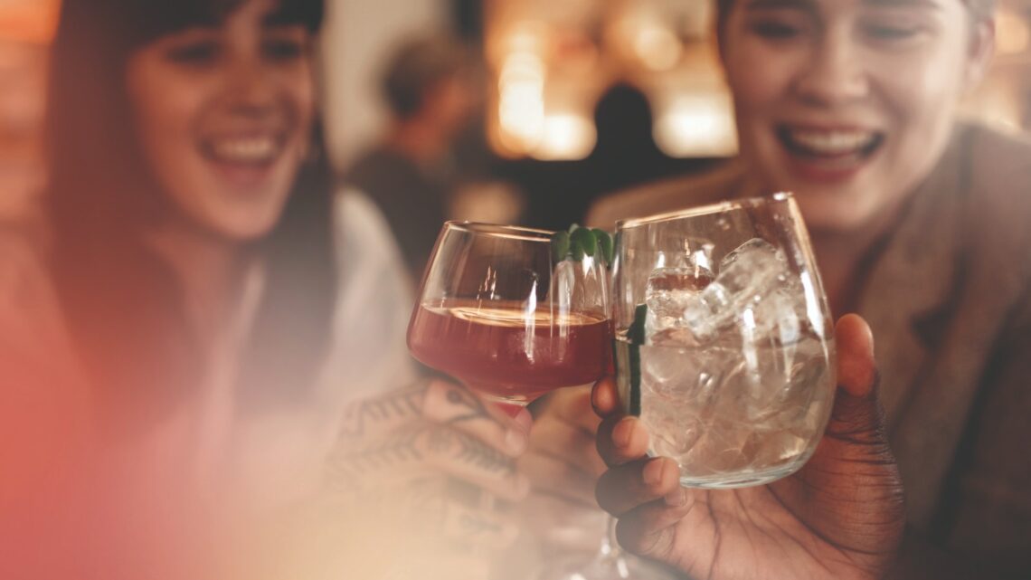 Bartender Virtual de MONIN conecta tecnologia e coquetelaria