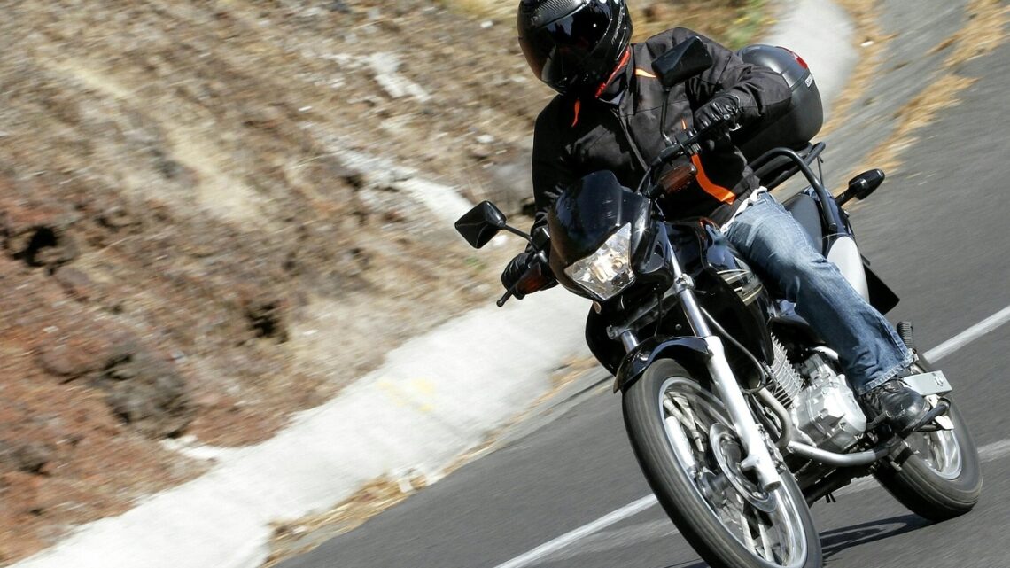 Consórcio de motos cresce e amplia mobilidade profissional