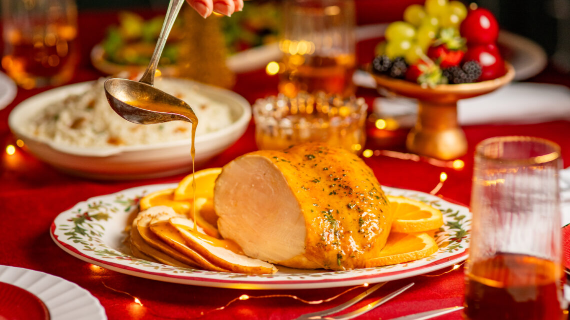 Receita prática de Peito de Chester® Perdigão com arroz de amêndoas