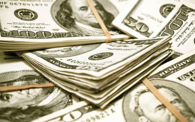 Dólar e euro encerram pregão em alta