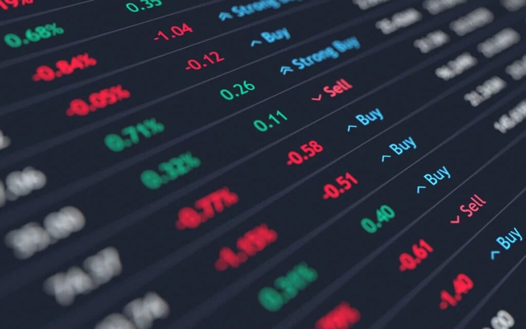 Ibovespa hoje tem queda de 1,61% e fecha acima dos 133 mil pontos