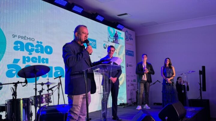 Leitinho abre cerimônia do 9º Prêmio Ação Pela Água promovida pelo Consórcio PCJ em Nova Odessa