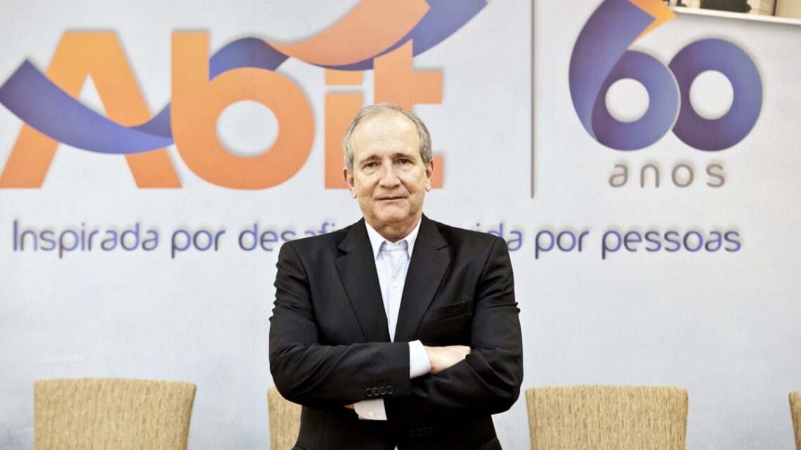 Câmbio valorizado, indústria pressionada: um alerta em meio ao rearranjo global