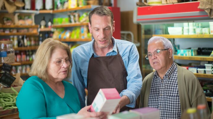 Pesquisa indica: 80% das compras ainda vêm de lojas físicas