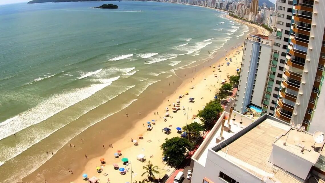 Mercado imobiliário: Balneário Camboriú tem o metro quadrado mais caro do Brasil em 2025