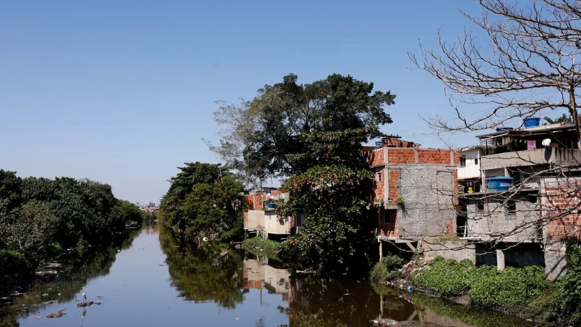 Saneamento: projeto em análise na Câmara prevê novos incentivos fiscais para empresas do setor