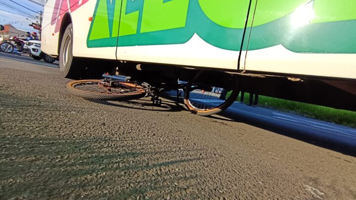 Ciclista de 52 anos fica ferido após colisão com ônibus em Santa Bárbara d’Oeste