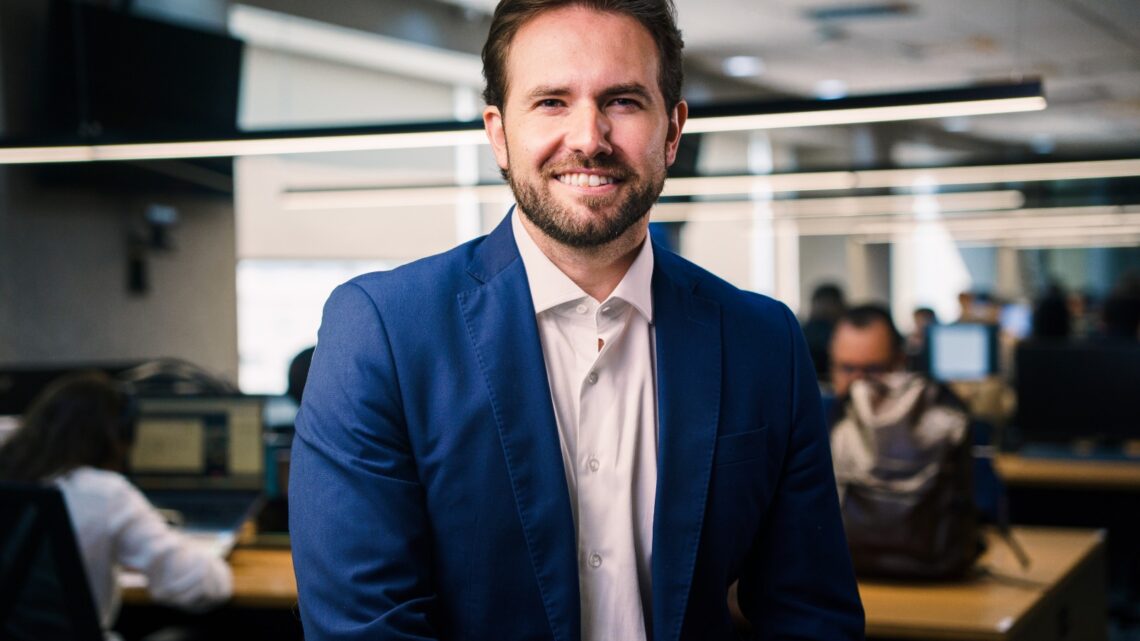 Deseja trabalhar no mercado financeiro? W1 oferece oportunidades para consultor financeiro e assessor de investimentos 